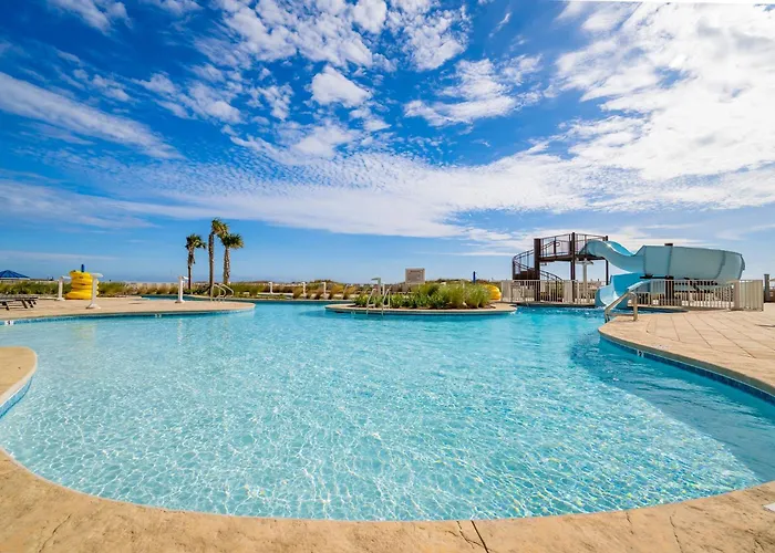 Phoenix Gulf Towers 905 Apartment