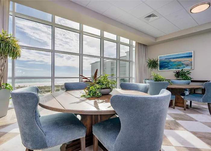 Phoenix Gulf Towers 905 Apartment *