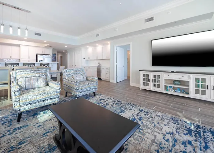 Phoenix Gulf Towers 905 Apartment